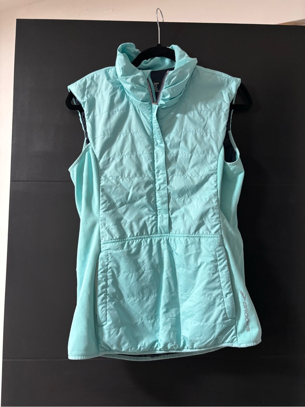 Brooks Women's Light Aqua Quilted Sleeveless Vest